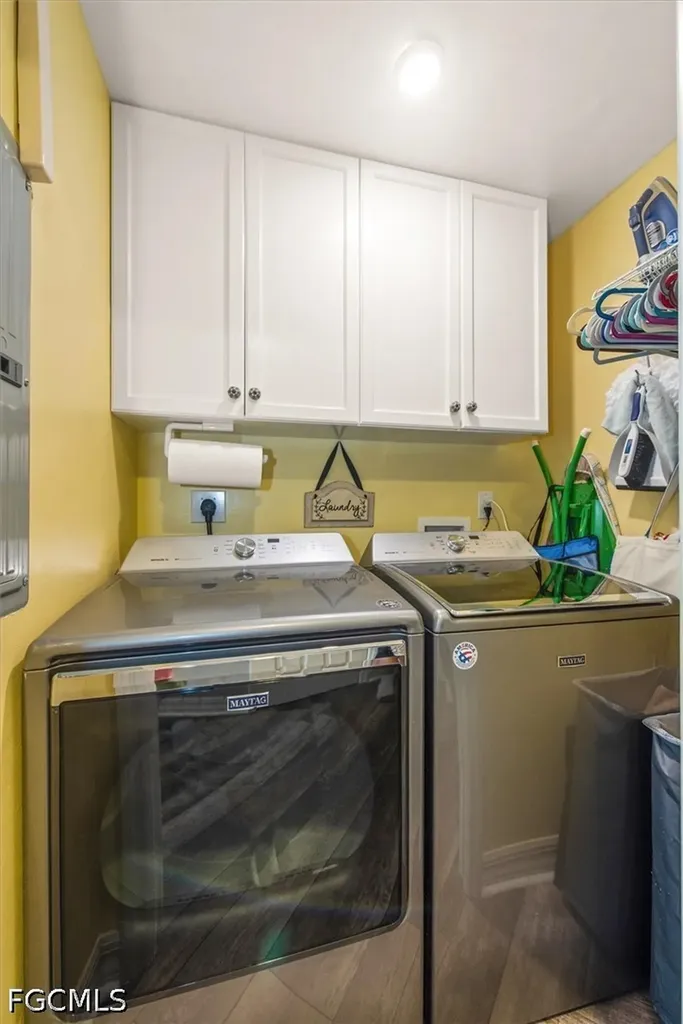 2797 1st Street NW Fort Myers FL 33916