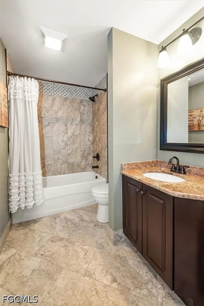 2797 1st Street NW Fort Myers FL 33916