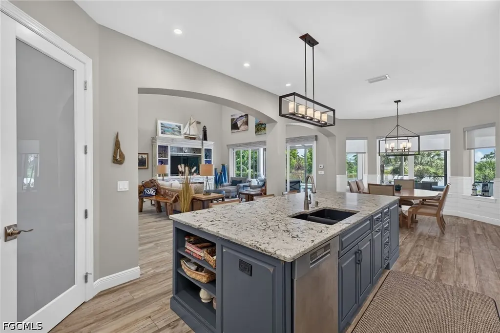 9066 Mockingbird Drive Sanibel FL 33957