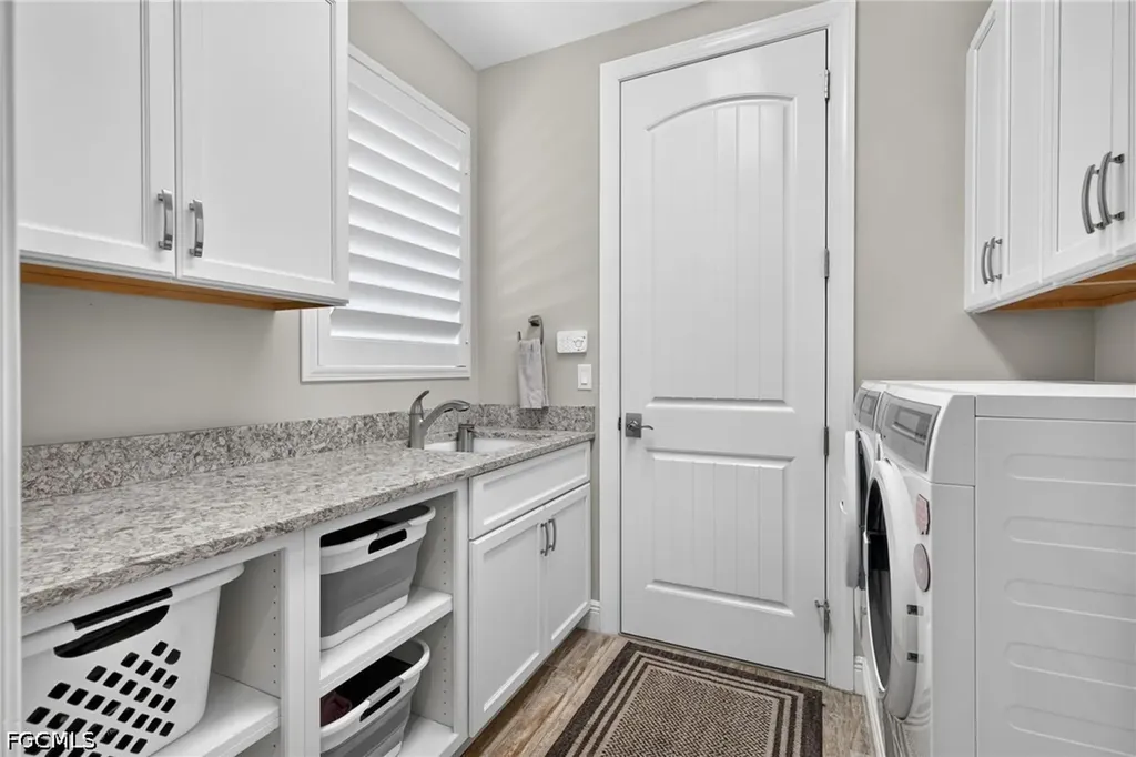 9066 Mockingbird Drive Sanibel FL 33957