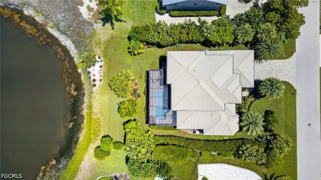 9066 Mockingbird Drive Sanibel FL 33957