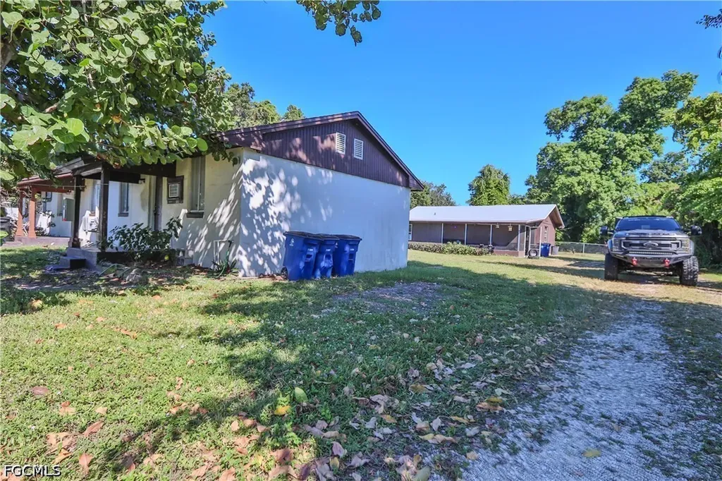 102 3rd Street Fort Myers FL 33907