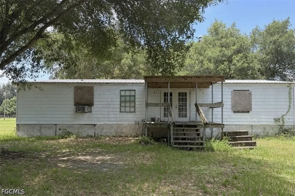 223 Pine Lane Clewiston FL 33440