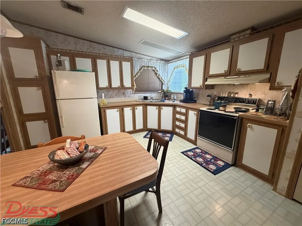 223 Pine Lane Clewiston FL 33440
