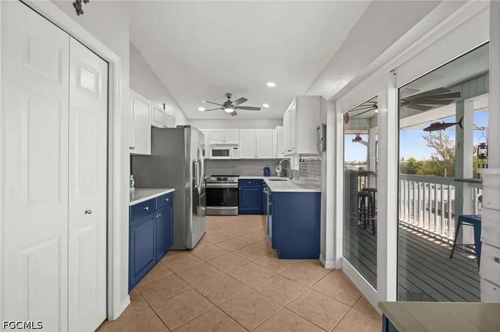 2808 Sanibel Boulevard St. James City FL 33956