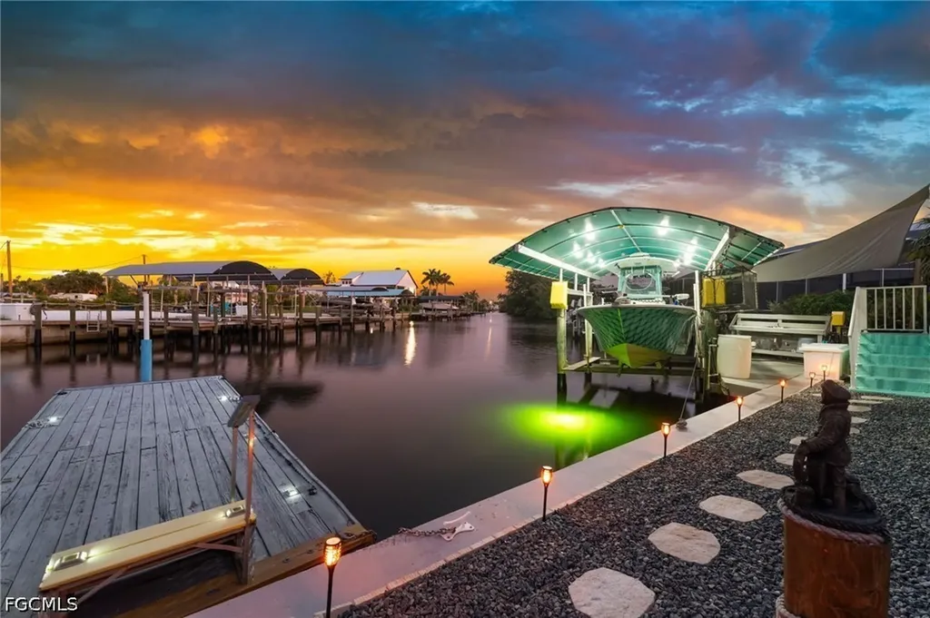 2808 Sanibel Boulevard St. James City FL 33956