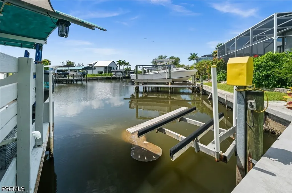 2808 Sanibel Boulevard St. James City FL 33956
