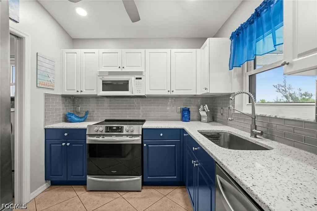 2808 Sanibel Boulevard St. James City FL 33956