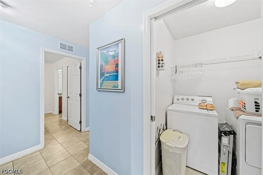 1243 Earnest Street E Lehigh Acres FL 33974