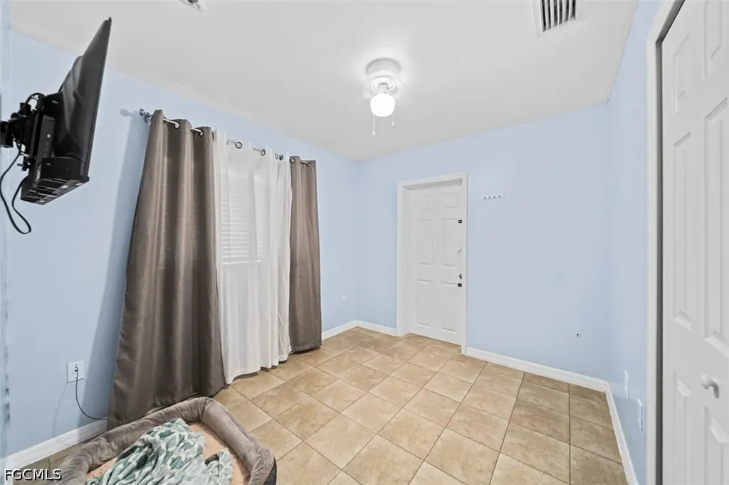 1243 Earnest Street E Lehigh Acres FL 33974