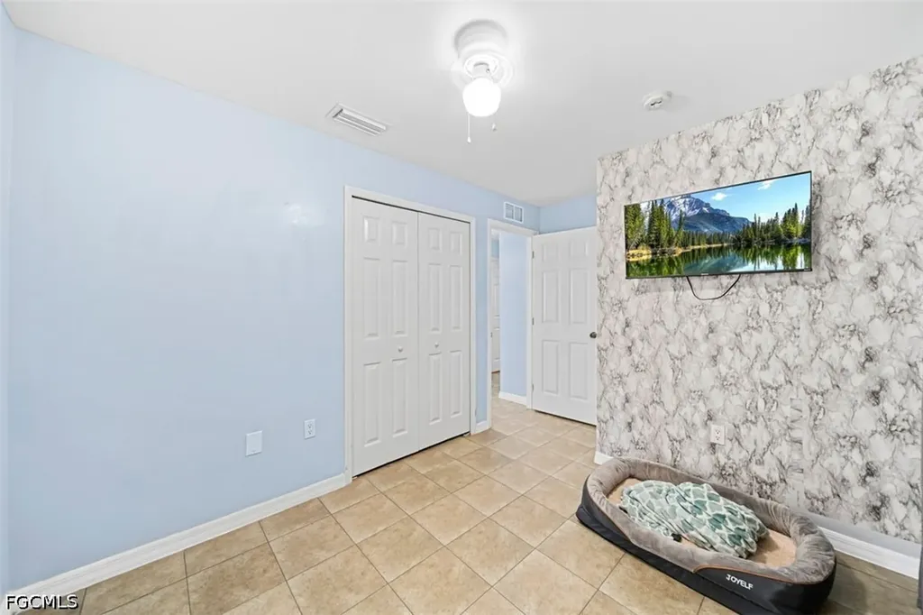 1243 Earnest Street E Lehigh Acres FL 33974