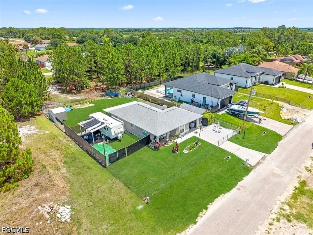 1243 Earnest Street E Lehigh Acres FL 33974
