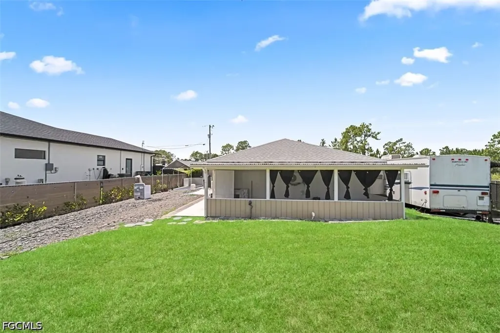 1243 Earnest Street E Lehigh Acres FL 33974