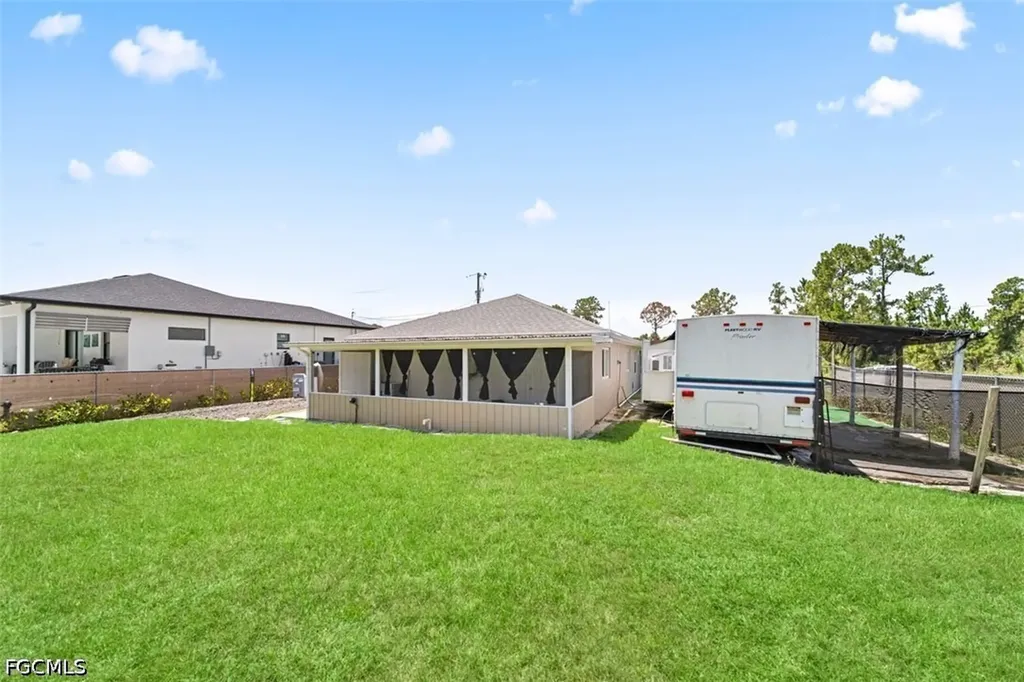 1243 Earnest Street E Lehigh Acres FL 33974