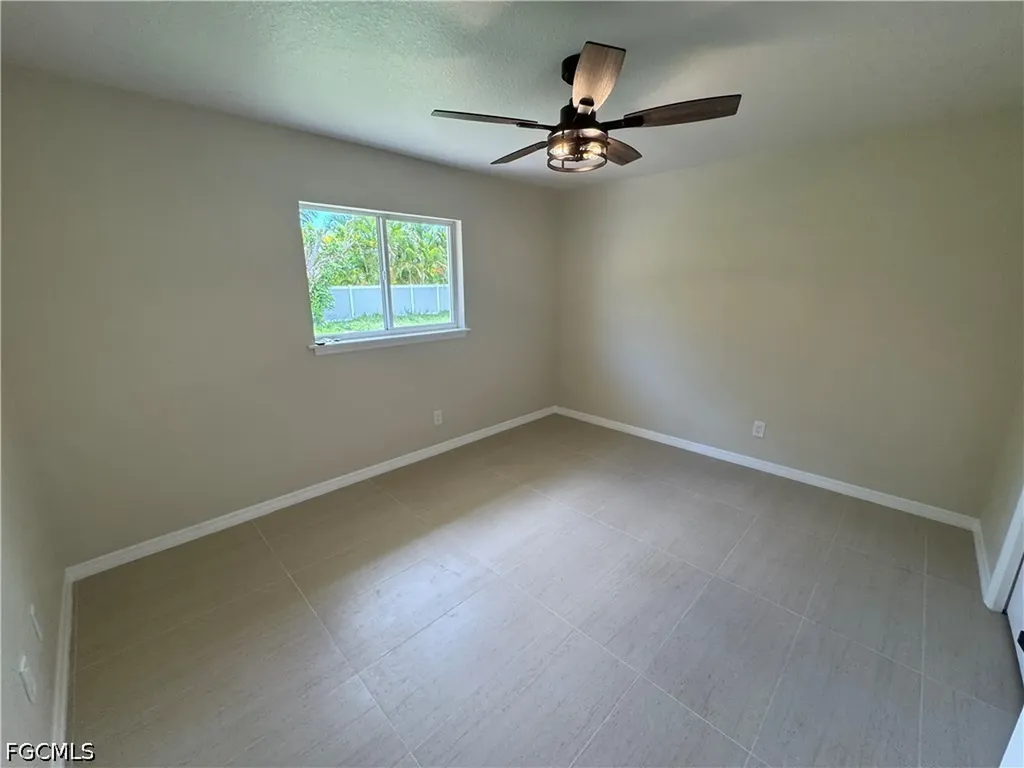 4426 SW Santa Barbara Place Cape Coral FL 33914