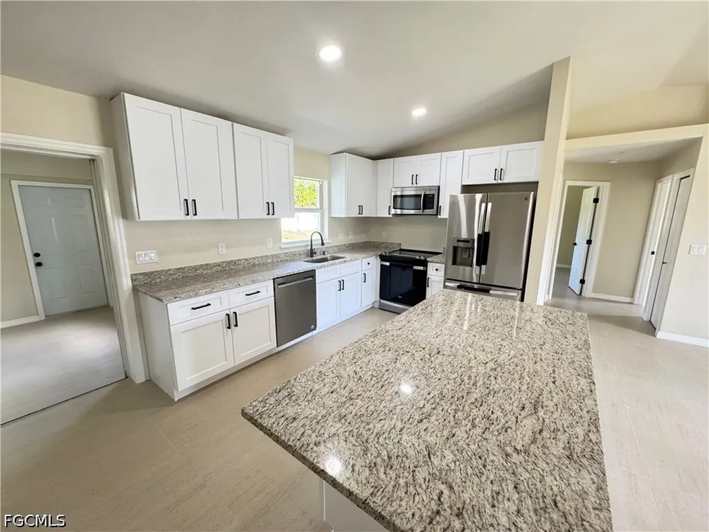4426 SW Santa Barbara Place Cape Coral FL 33914