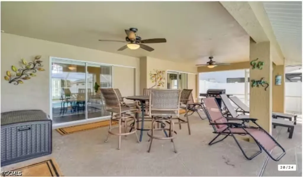 1922 Cape Coral Parkway W Cape Coral FL 33914