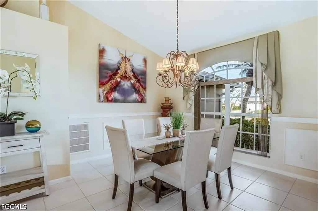 1922 Cape Coral Parkway W Cape Coral FL 33914