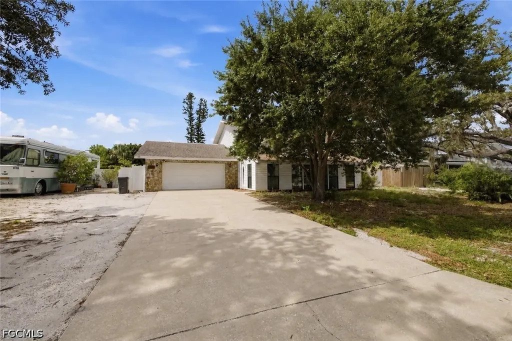7418 16th Avenue NW Bradenton FL 34209