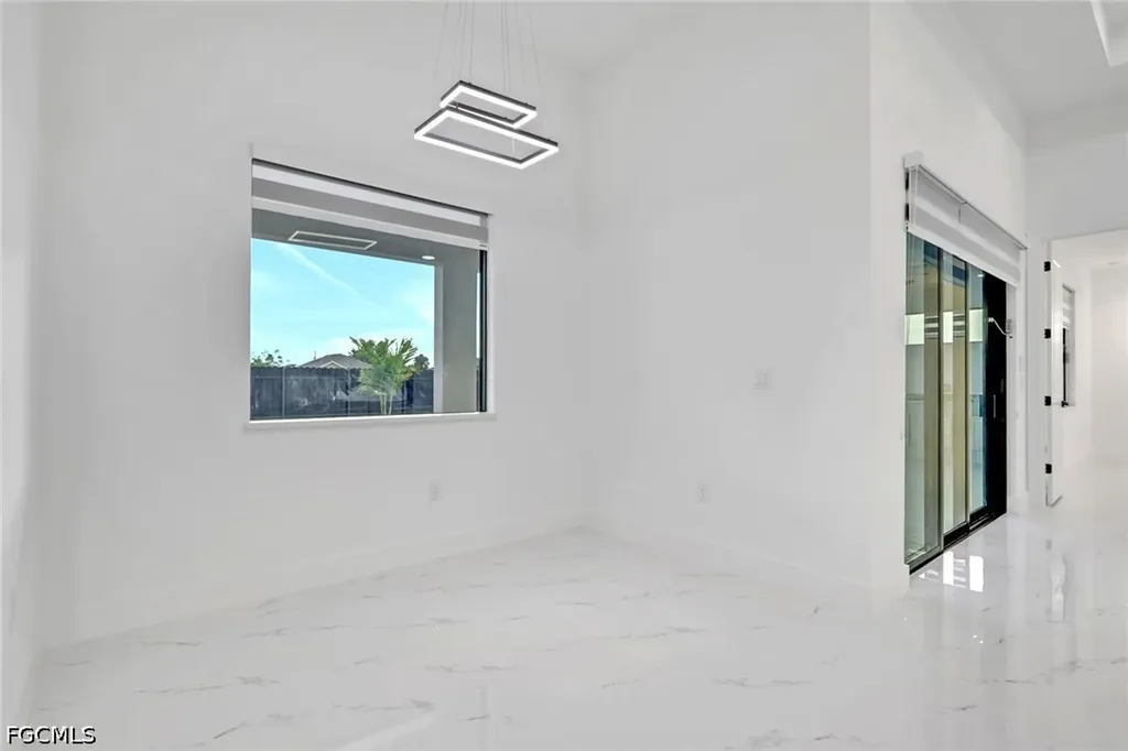 246 Gleason Parkway Cape Coral FL 33914