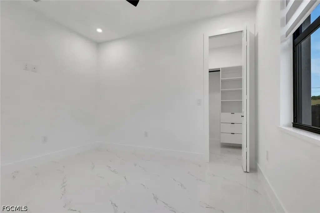 246 Gleason Parkway Cape Coral FL 33914