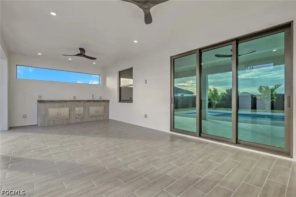 246 Gleason Parkway Cape Coral FL 33914