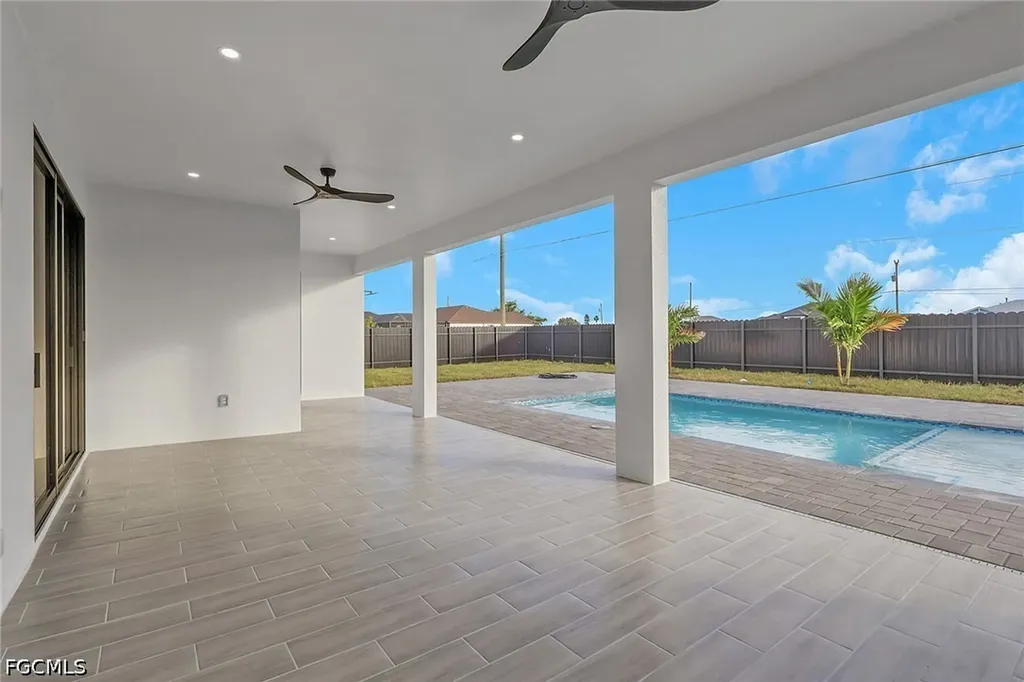 246 Gleason Parkway Cape Coral FL 33914