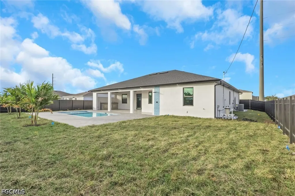 246 Gleason Parkway Cape Coral FL 33914