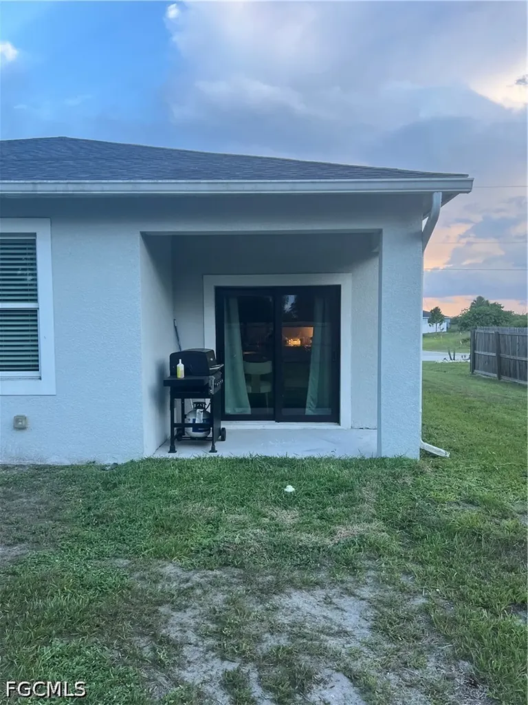 9028 Largo Circle Labelle FL 33935