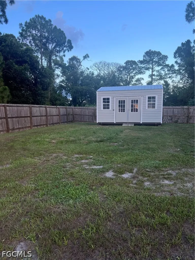 9028 Largo Circle Labelle FL 33935