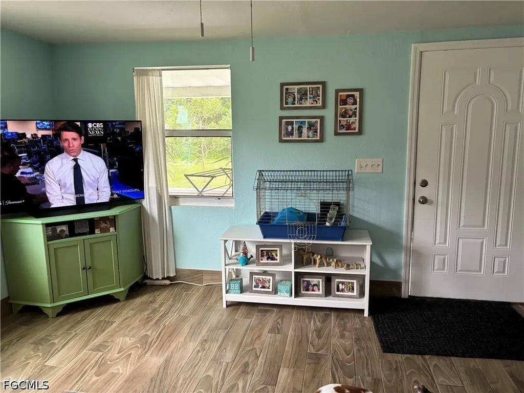 2757 Garden Street North Fort Myers FL 33917