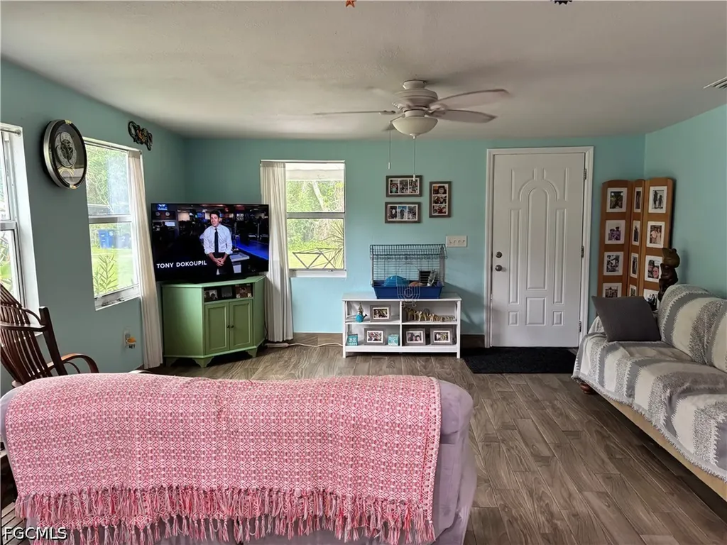2757 Garden Street North Fort Myers FL 33917