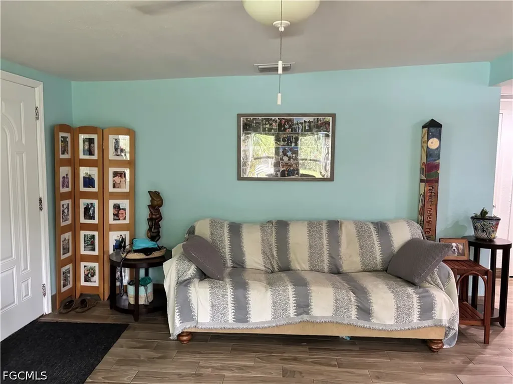 2757 Garden Street North Fort Myers FL 33917