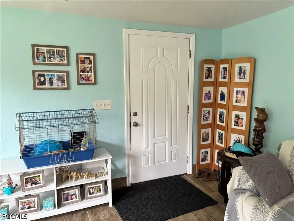 2757 Garden Street North Fort Myers FL 33917