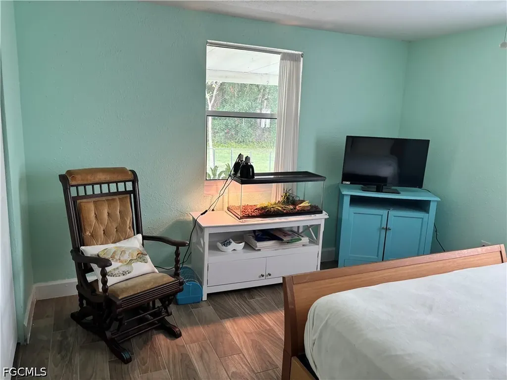2757 Garden Street North Fort Myers FL 33917