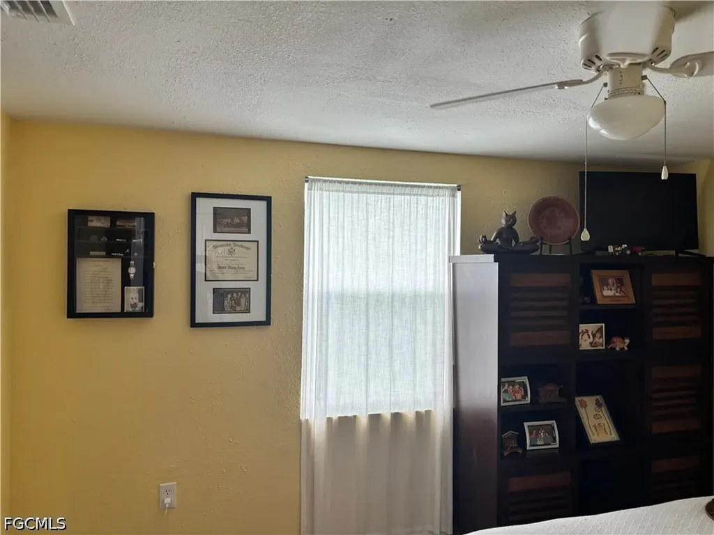 2757 Garden Street North Fort Myers FL 33917