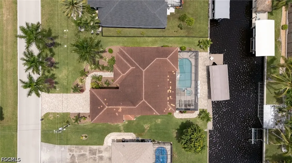 2021 SE 17th Place Cape Coral FL 33990