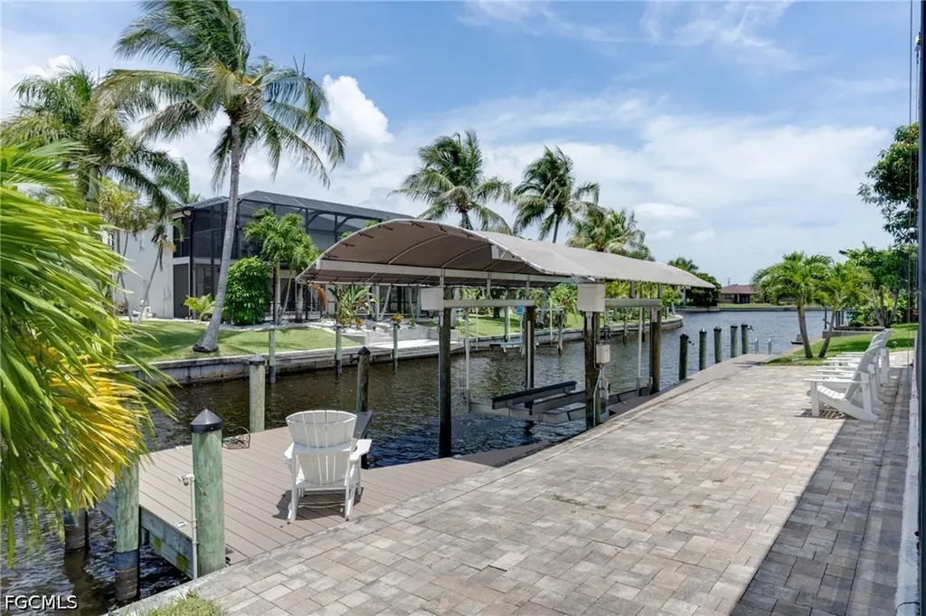 2021 SE 17th Place Cape Coral FL 33990