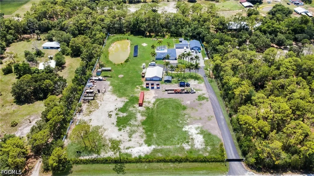 19901 Pine Echo Road North Fort Myers FL 33917