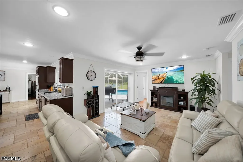 19901 Pine Echo Road North Fort Myers FL 33917