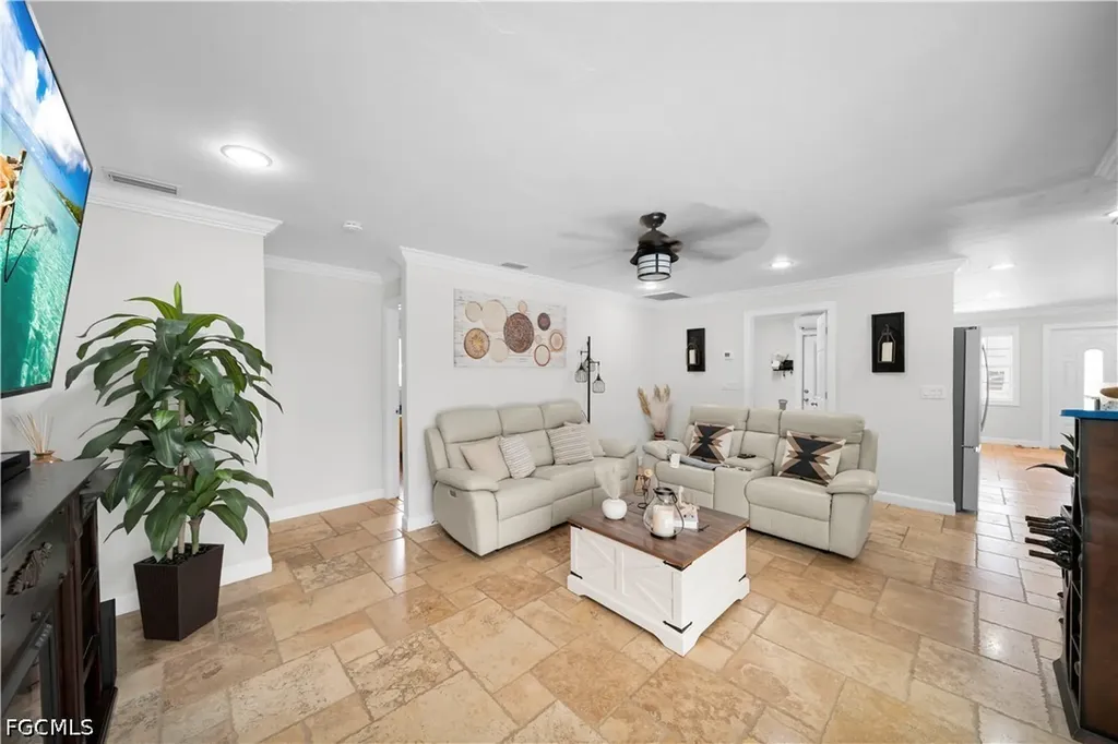 19901 Pine Echo Road North Fort Myers FL 33917