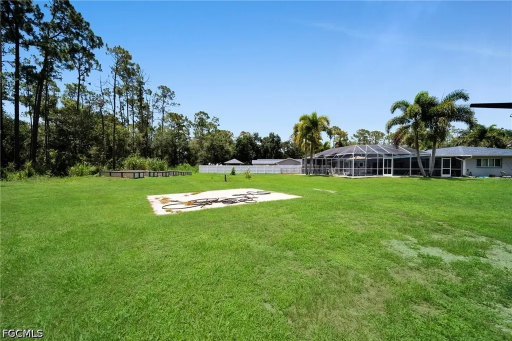 19901 Pine Echo Road North Fort Myers FL 33917