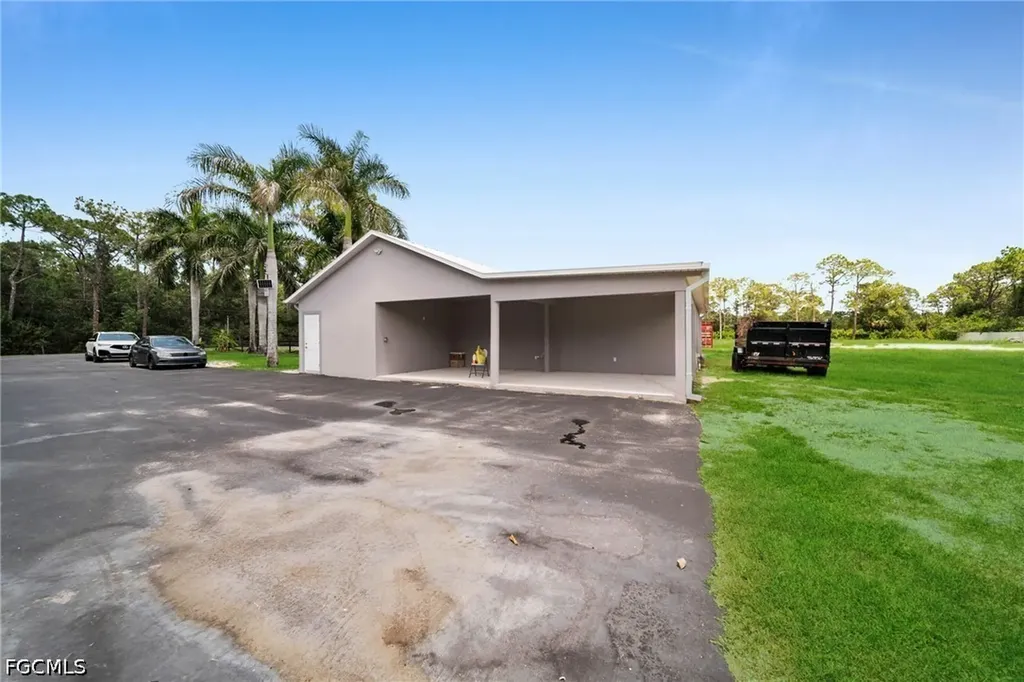 19901 Pine Echo Road North Fort Myers FL 33917