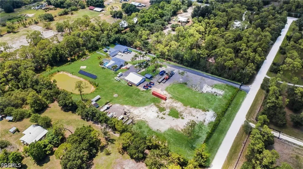 19901 Pine Echo Road North Fort Myers FL 33917