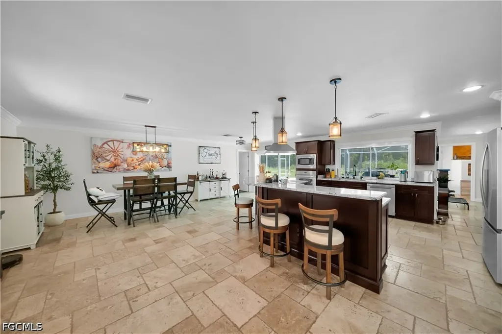 19901 Pine Echo Road North Fort Myers FL 33917