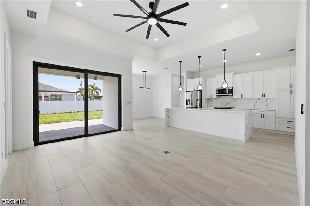 1321 NE 17th Terrace Cape Coral FL 33909