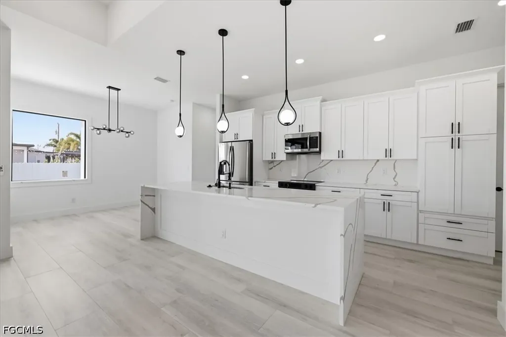 1321 NE 17th Terrace Cape Coral FL 33909
