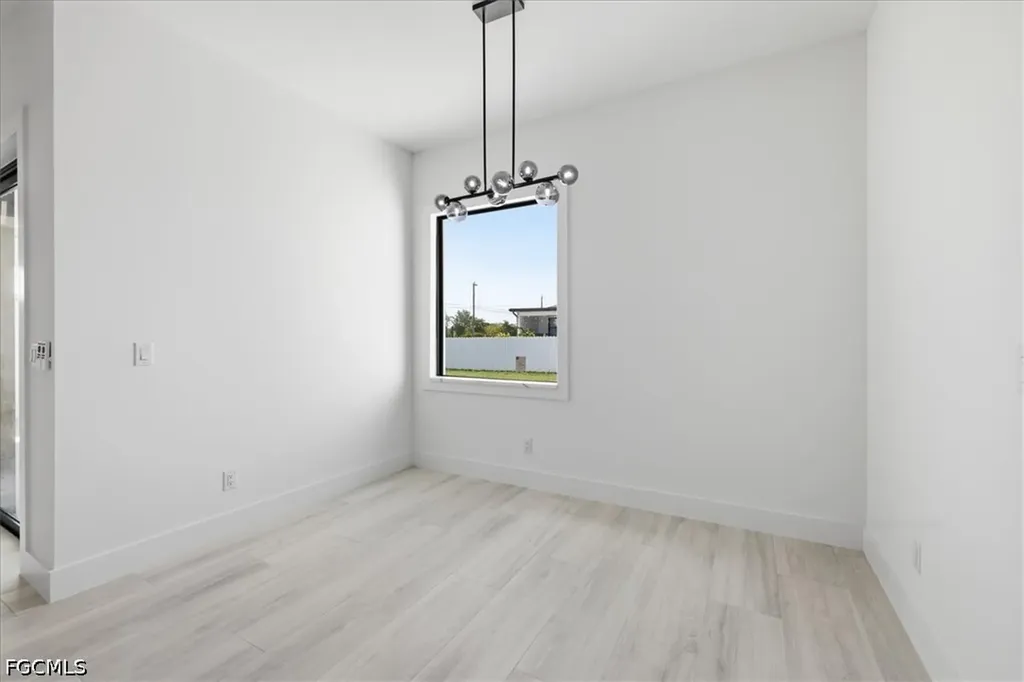 1321 NE 17th Terrace Cape Coral FL 33909