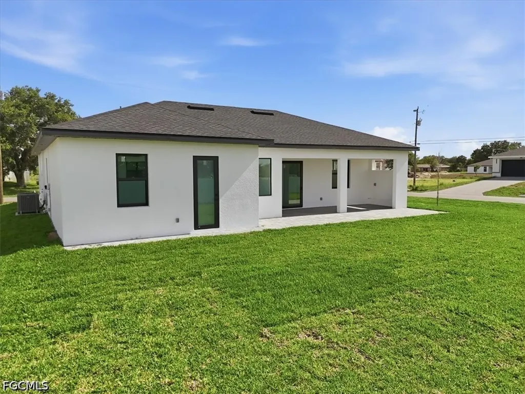 1321 NE 17th Terrace Cape Coral FL 33909