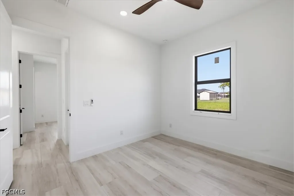 1321 NE 17th Terrace Cape Coral FL 33909